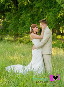 Wedding picture in a meadow